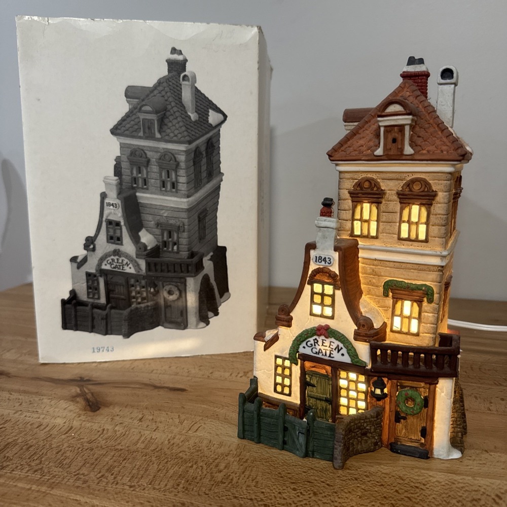 Department 56 Dickens' Village Green Gate Cottage Ltd Ed #5586-7